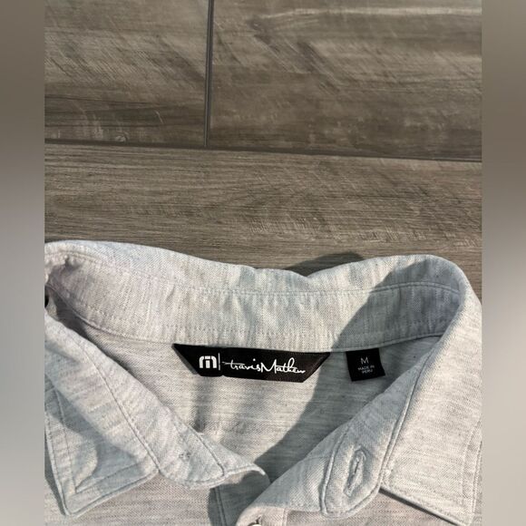 Men’s Travis Matthew Gray Golf Polo Shirt Size Medium Casual - Picture 2 of 5